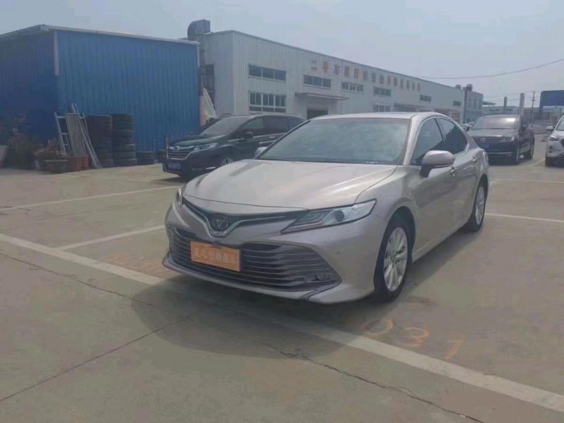 青岛20年丰田凯美瑞4