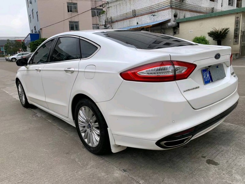 中山16年福特蒙迪欧5