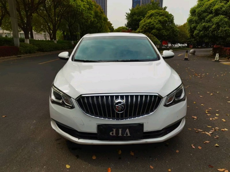 苏州17年别克英朗1