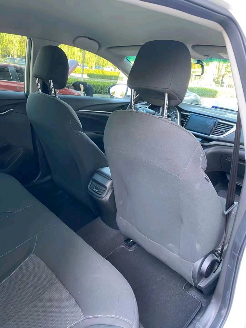 枣庄21年别克英朗2