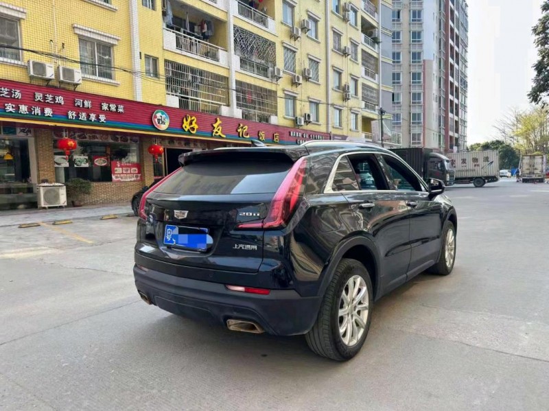 深圳20年凯迪拉克XT46