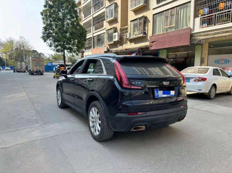 深圳20年凯迪拉克XT47