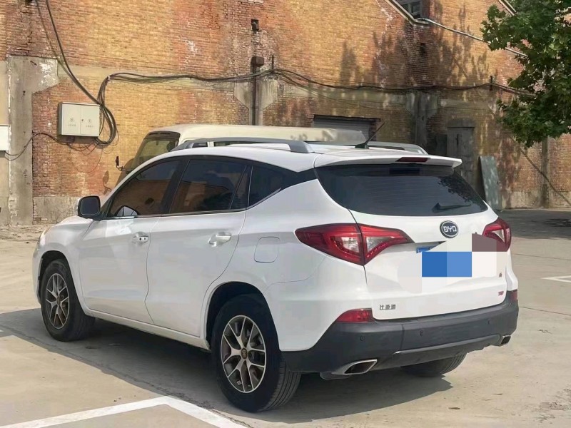 石家庄17年比亚迪宋3