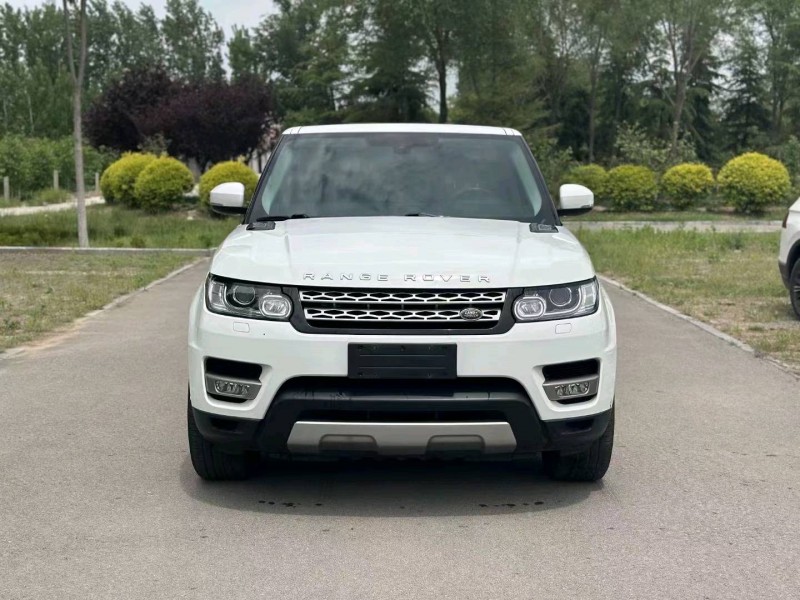 青岛14年路虎揽胜运动1