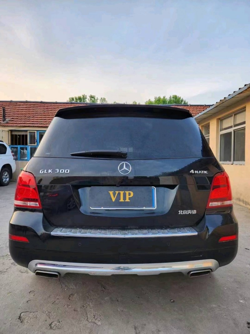 淄博15年奔驰GLK9