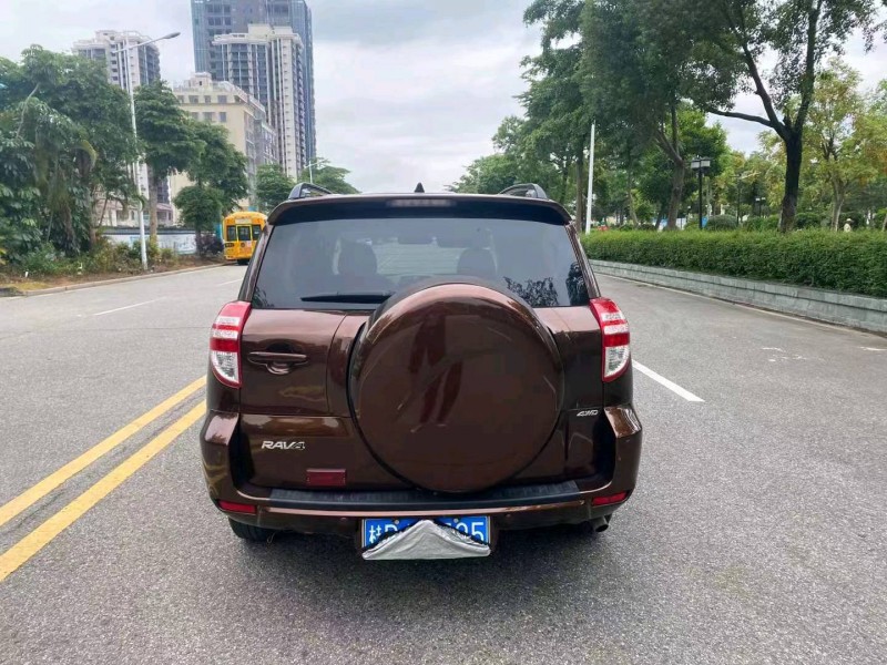 珠海12年丰田RAV43