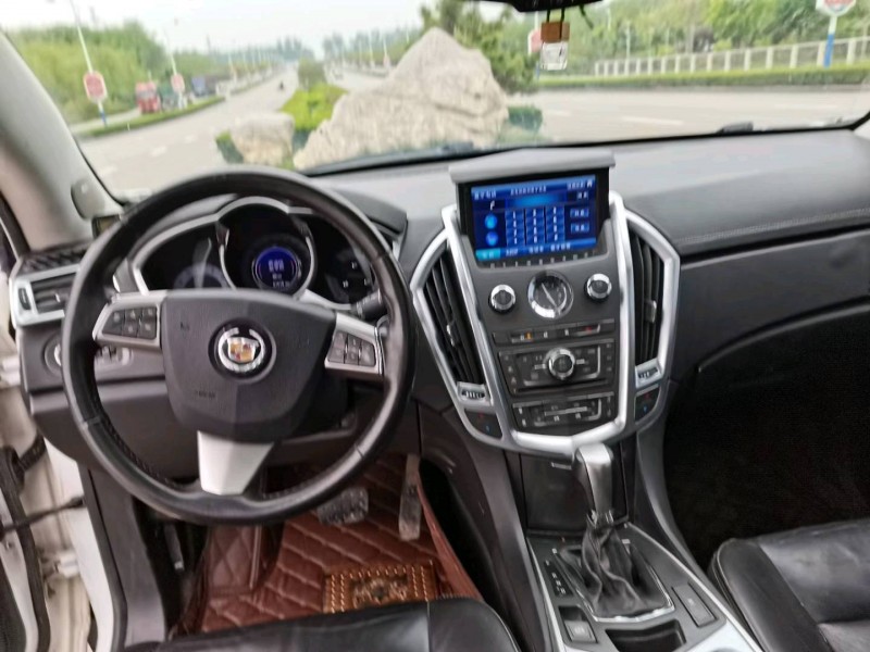 聊城12年凯迪拉克SRX4