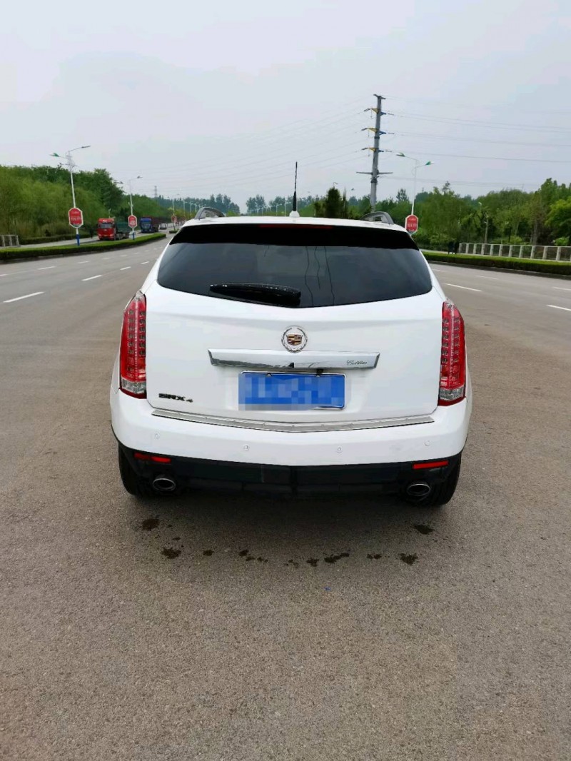 聊城12年凯迪拉克SRX9