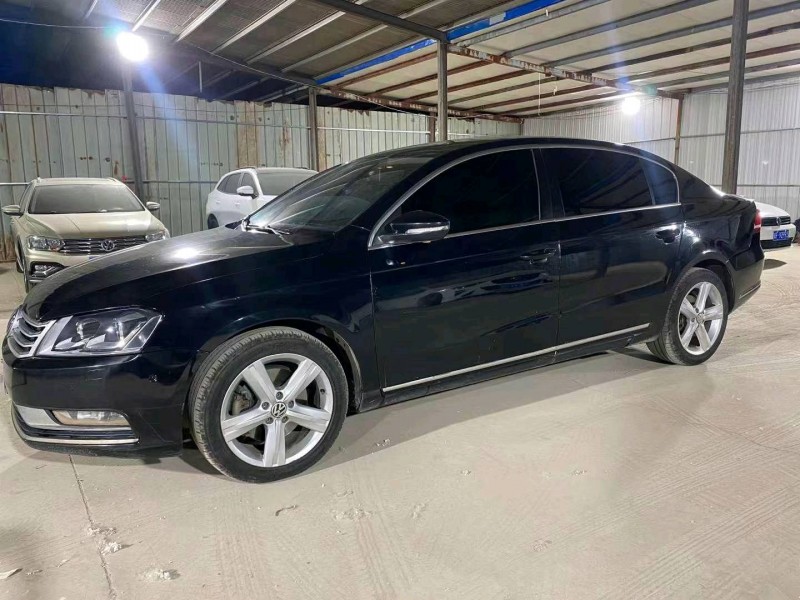 济南14年大众迈腾2