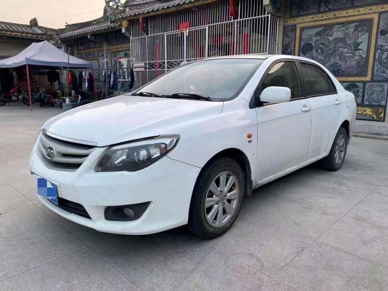 深圳16年比亚迪L33