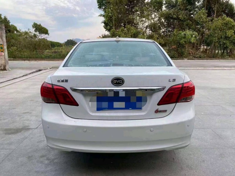 深圳16年比亚迪L36