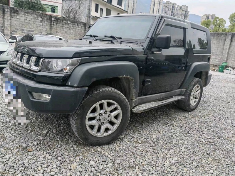 重庆18年北京BJ402