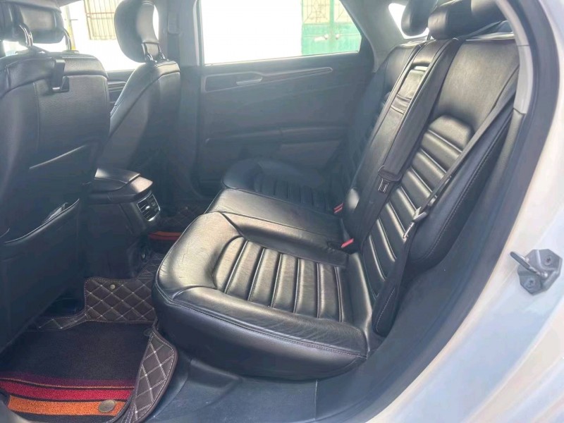 青岛14年福特蒙迪欧8