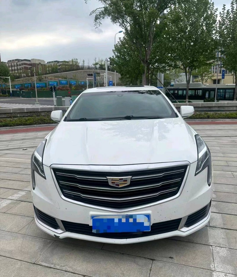青岛18年凯迪拉克XTS1