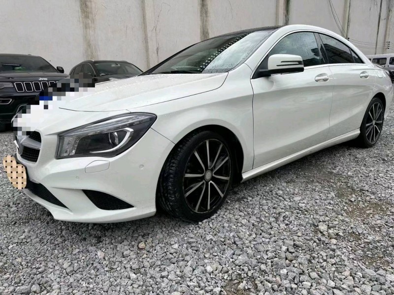 重庆15年奔驰GLA3