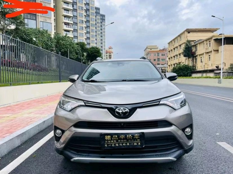 东莞18年丰田RAV4荣放1