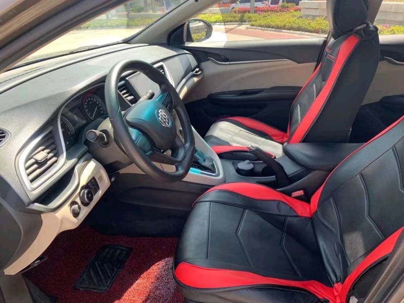 青岛15年别克英朗9