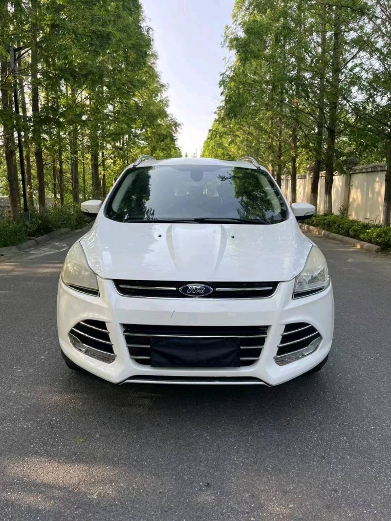 徐州15年福特翼虎1