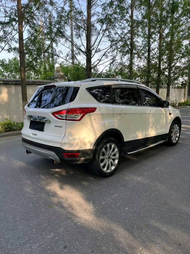 徐州15年福特翼虎8