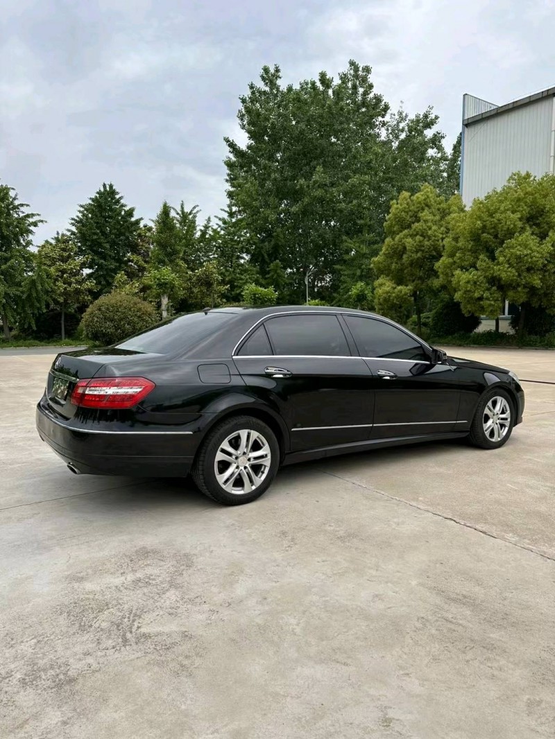 宿迁11年奔驰E8