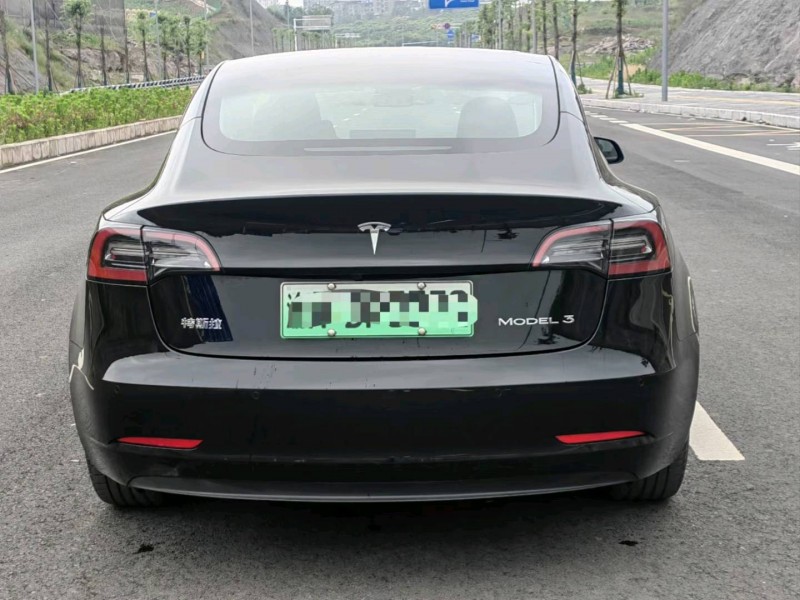 重庆21年特斯拉MODEL 35