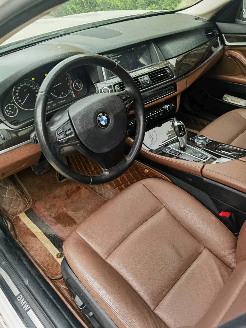 济南15年宝马5系4