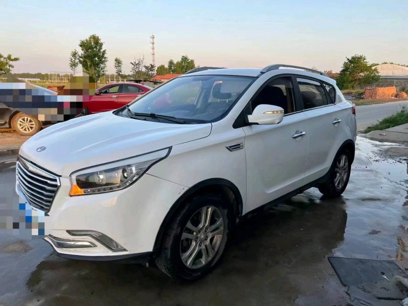 青岛18年华泰圣达菲3