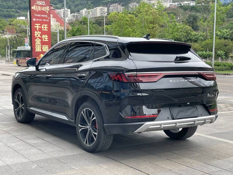 重庆21年比亚迪宋4