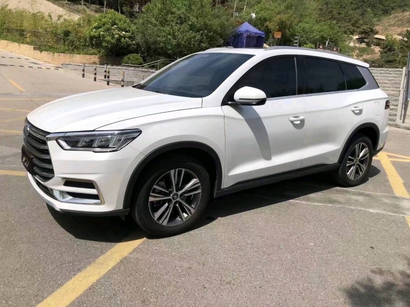 重庆20年比亚迪宋3