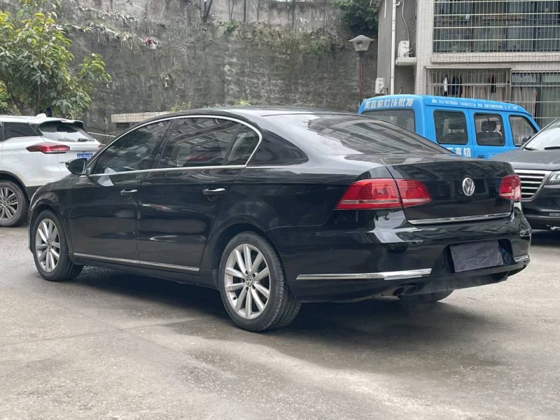 重庆13年大众迈腾6