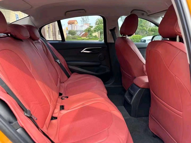 济南18年宝马1系5