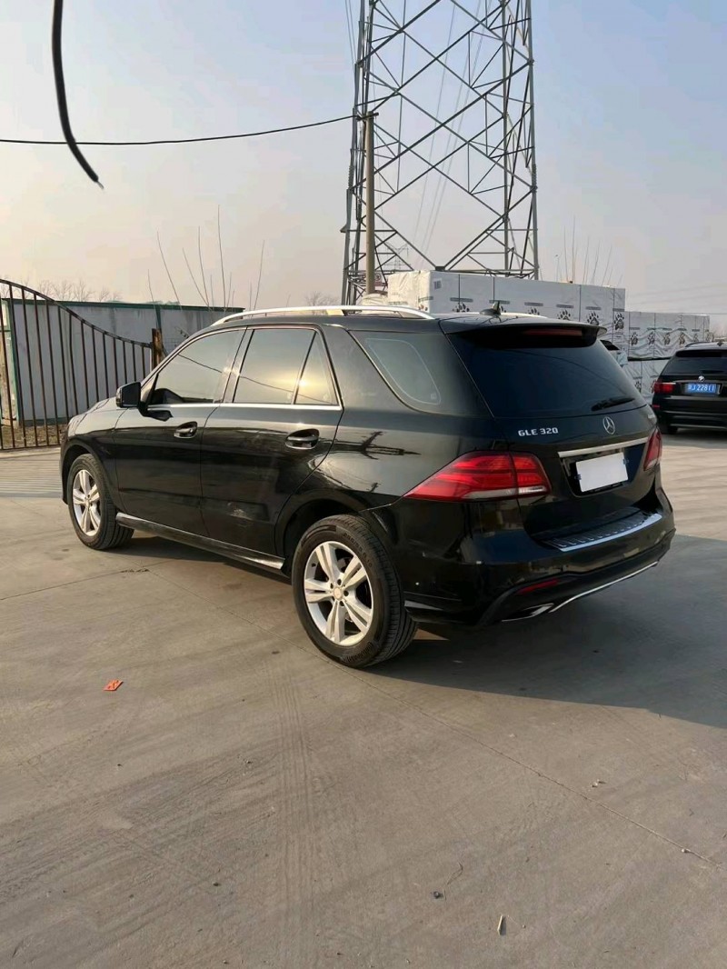 宿迁16年奔驰GLE8