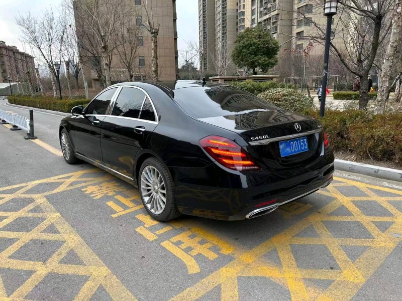 东营14年奔驰S8