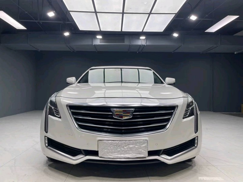 成都16年凯迪拉克CT61