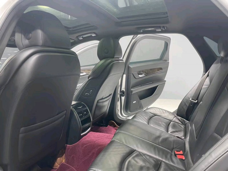 成都16年凯迪拉克CT64