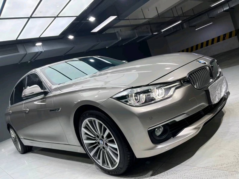 成都19年宝马3系3