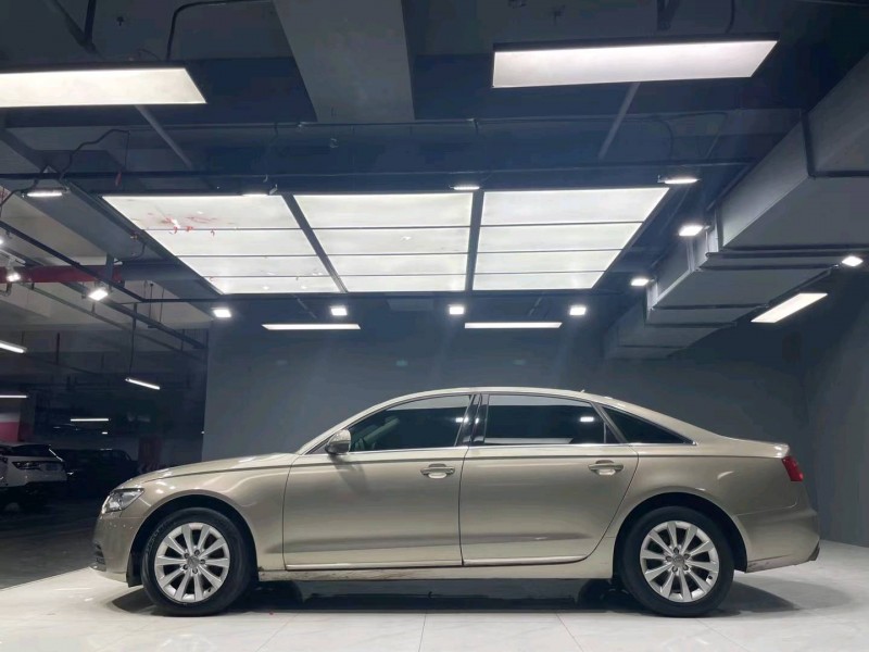 成都15年奥迪A6L8