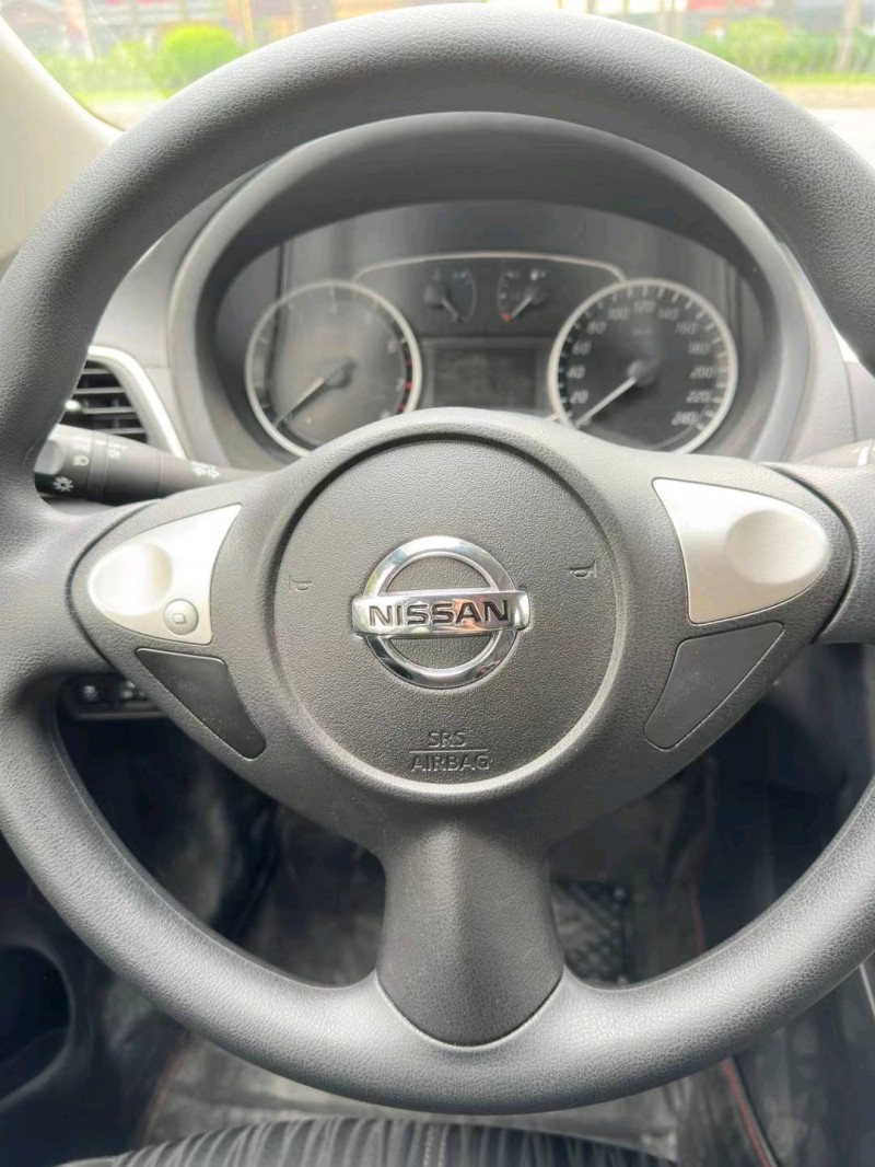 东莞23年日产轩逸5