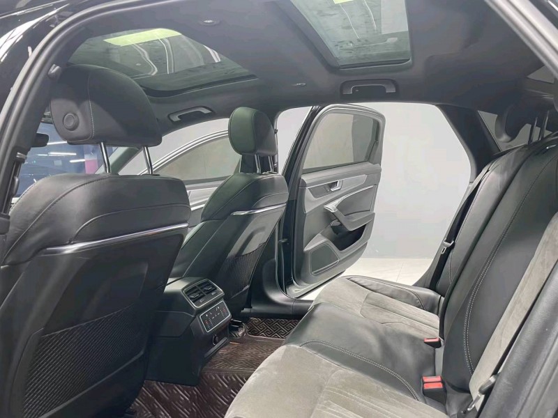 成都20年奥迪A6L4