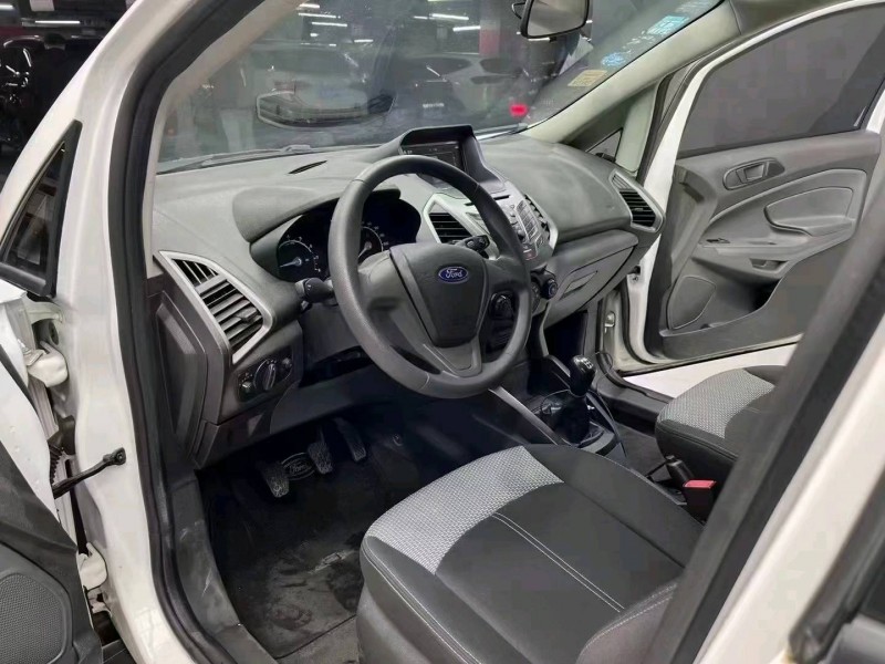 成都16年福特翼搏7