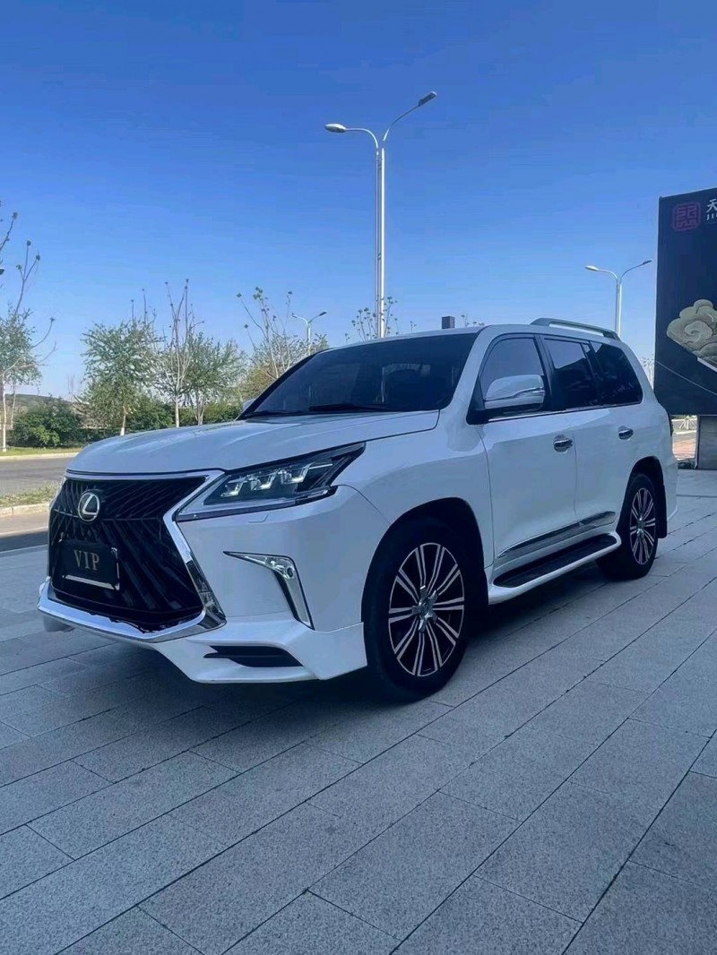 青岛11年雷克萨斯LX3