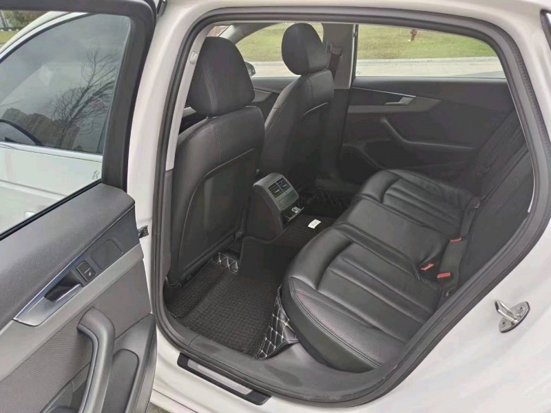 宜昌17年奥迪A4L5