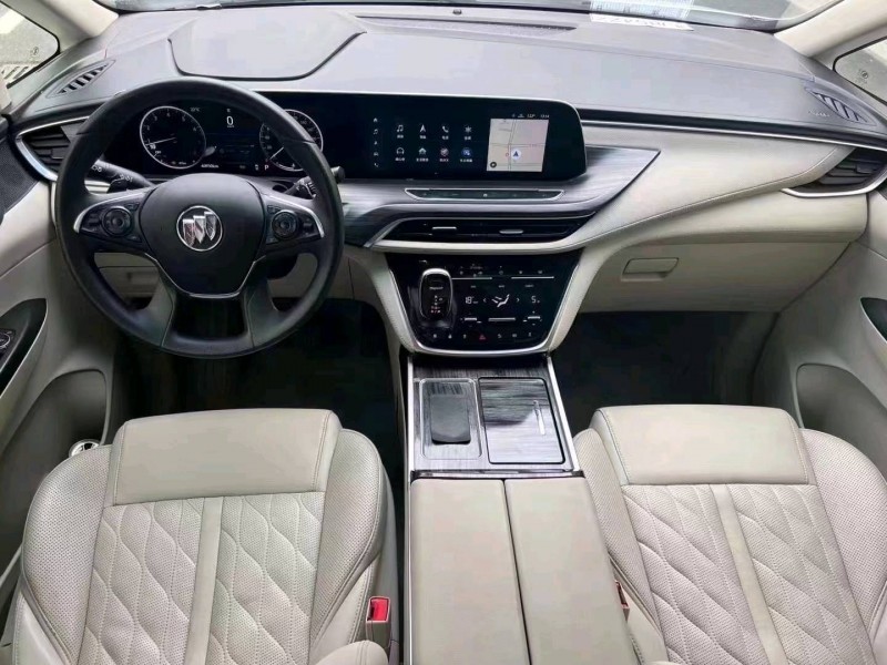 青岛21年别克GL84