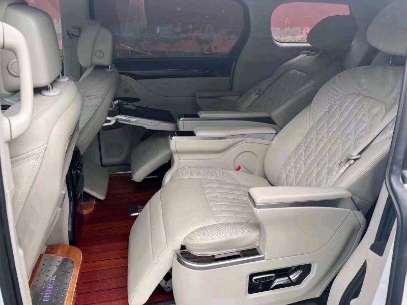 青岛21年别克GL87