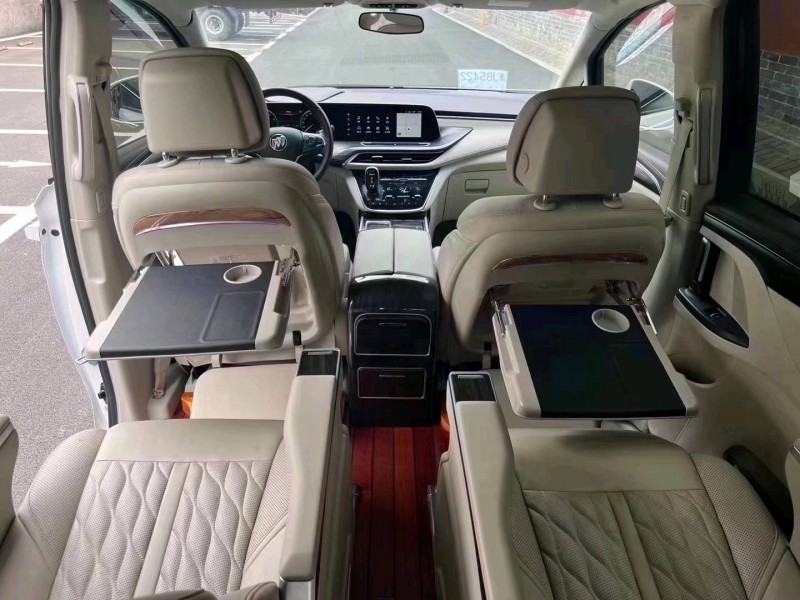 青岛21年别克GL89