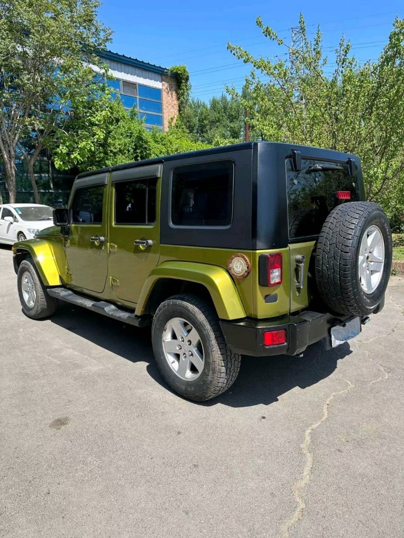 沈阳08年Jeep牧马人4