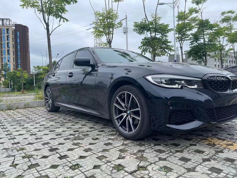 重庆21年宝马3系2