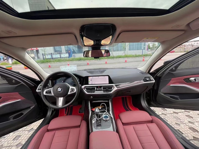 重庆21年宝马3系6