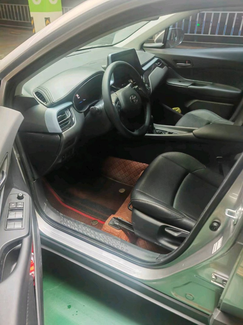济南21年丰田奕泽8
