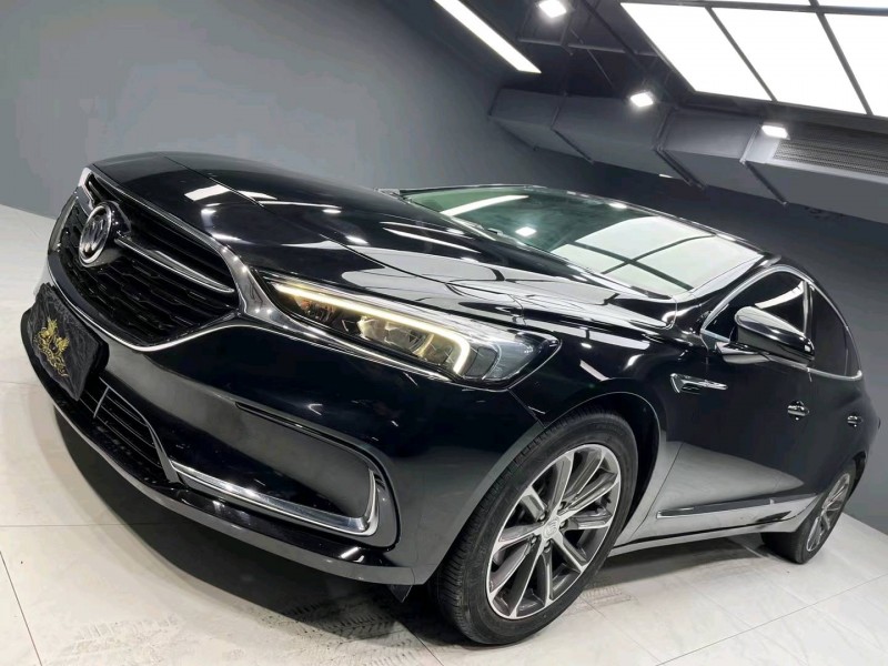 成都20年别克君越2